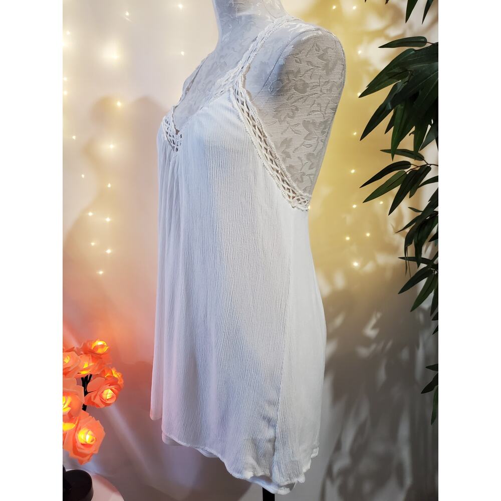 Lulu's Gauzy Racerback Crochet Semi Hi-Low Lined White Tunic Tank Women's S - Picture 2 of 7